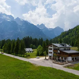 Griglieria Pizzeria Gnomo Goloso Hotel