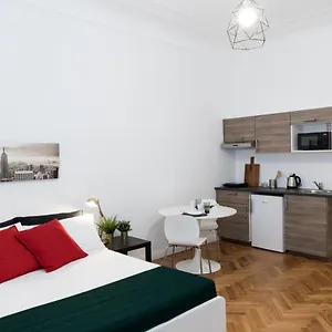 Hemeras Boutique Homes - 4 Design Near Central Station , Milan Italie